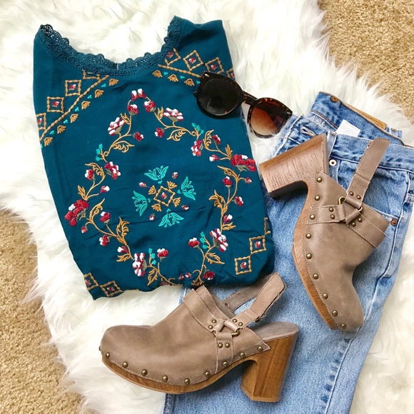 Beautiful Embroidered Boho Blouse - Picture 2 of 5